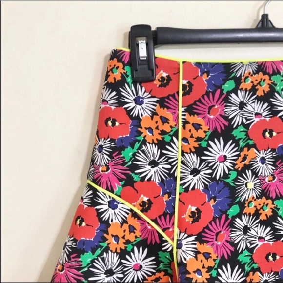 Veronica Beard skater scuba floral skirt sz 2 - Picture 11 of 13